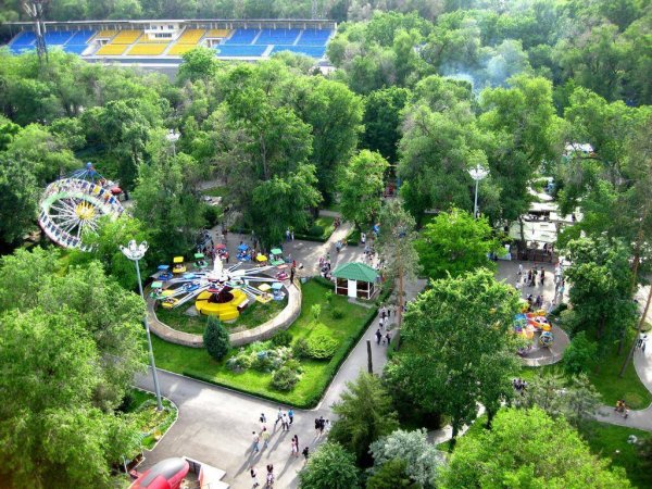 Алма Ата парк Горького
