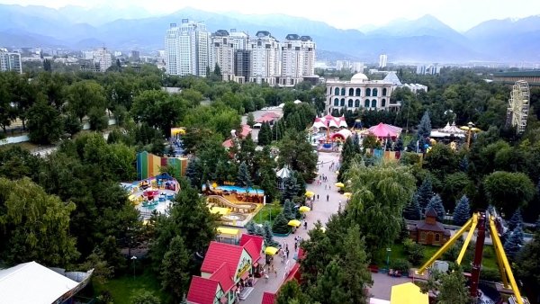 Алма Ата парк Горького