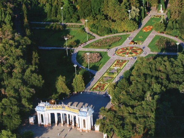 Центральный парк Алматы
