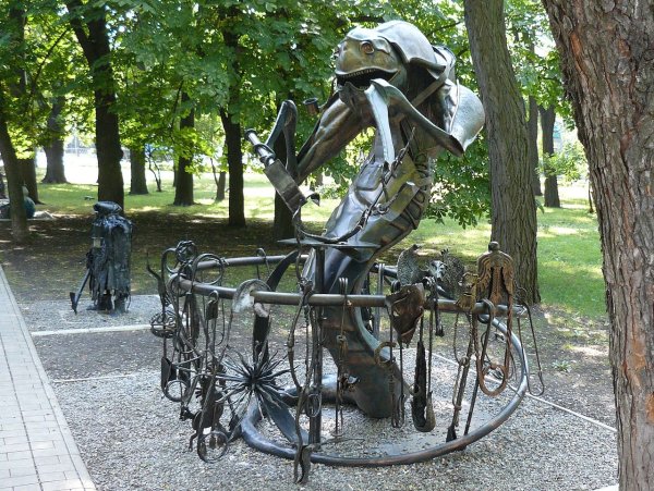 Донецк парк кованых фигур Пальма Мерцалова