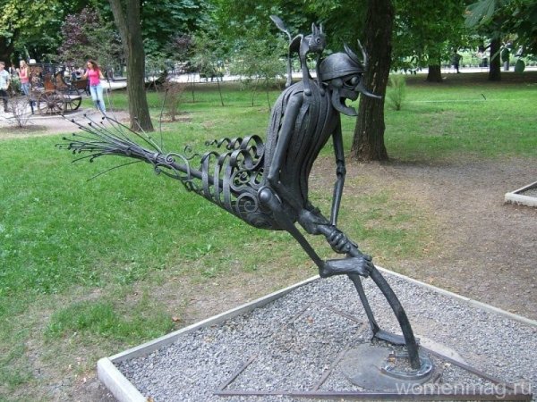 Донецкий парк кованых фигур