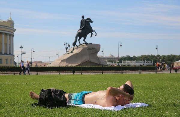 Жаркое лето в Санкт-Петербурге