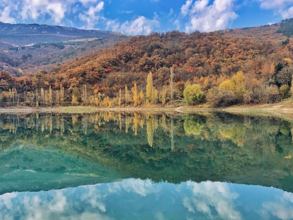 Синапное Крым озеро