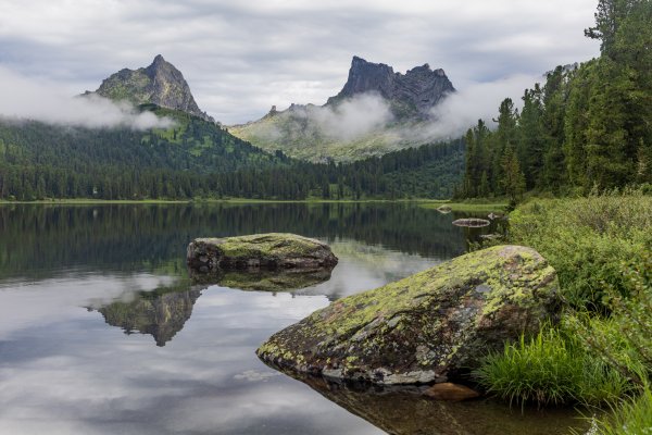 Озеро светлое Ергаки