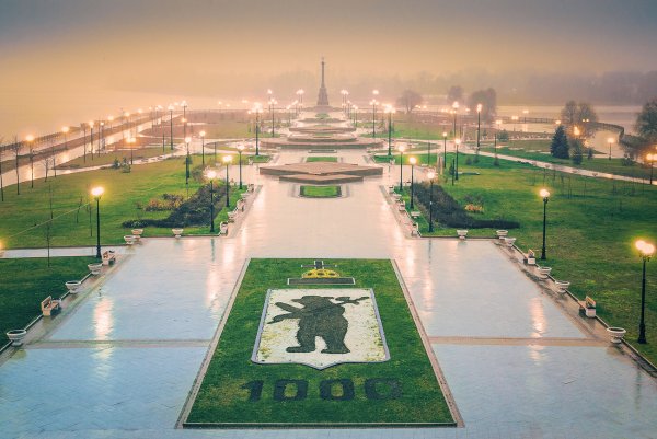 Парк тысячелетия стрелка Ярославль