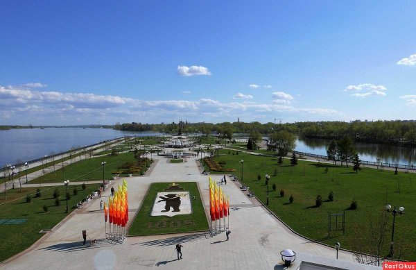 Парк тысячелетия стрелка Ярославль