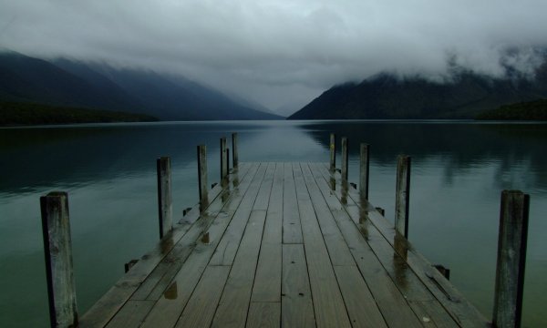 Мрачное озеро