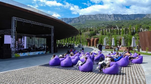 Винный парк экскурсия Крым Мрия Резорт