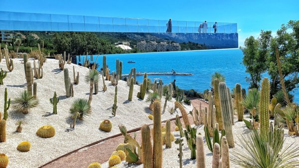 Мрия отель Крым парк