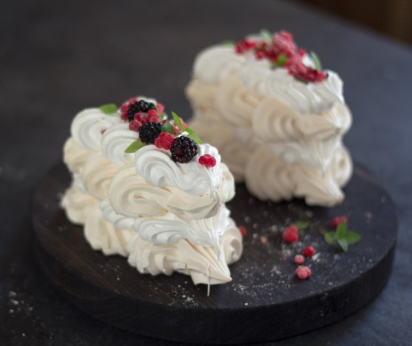 Меренговый Бенто торт