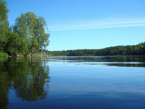 Гладкое озеро тихое