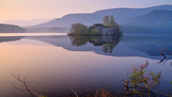 Гладь озера