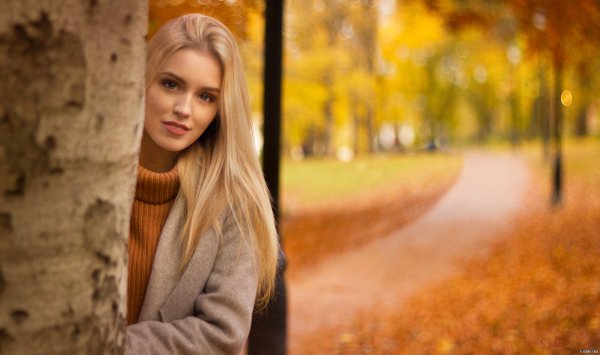 Женщина осень