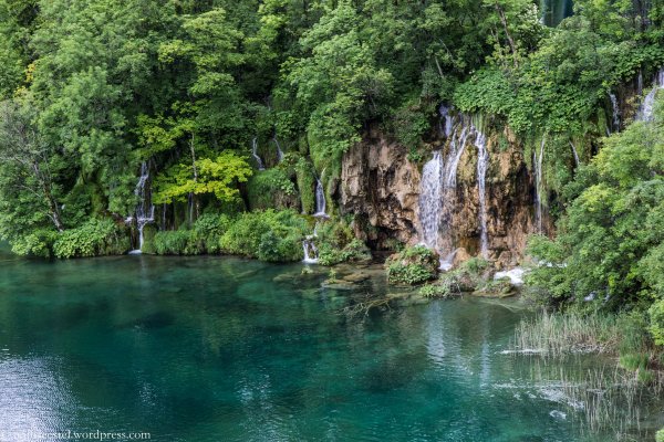 Хорватия заповедник Плитвицкие озера