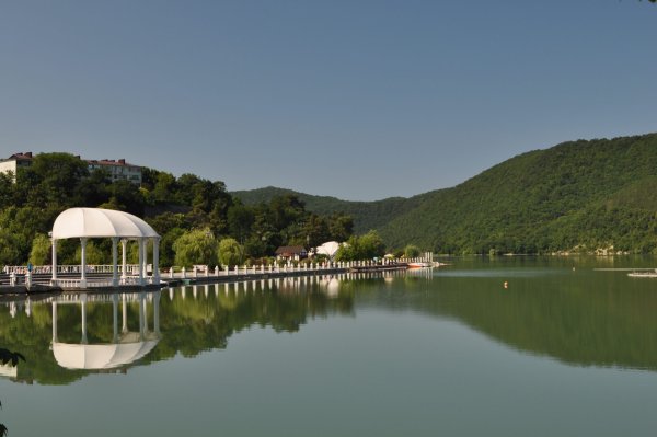 Озеро Абрау-Дюрсо