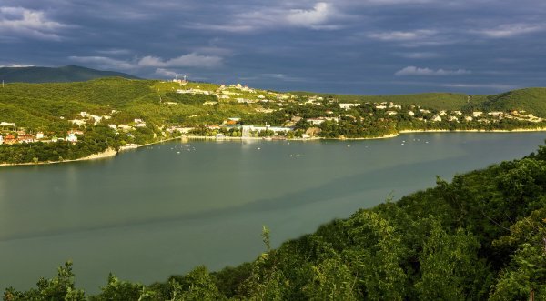 Озеро Абрау