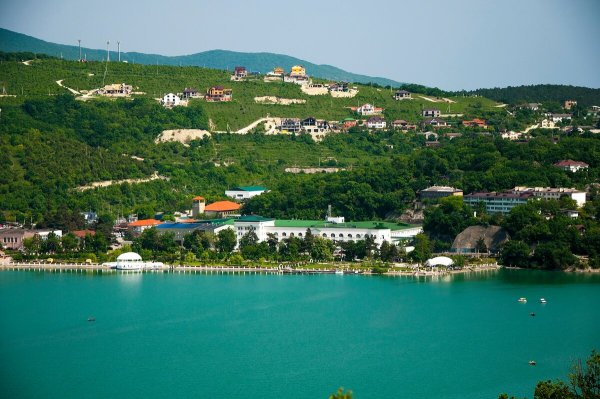 Новороссийск озеро Абрау Дюрсо