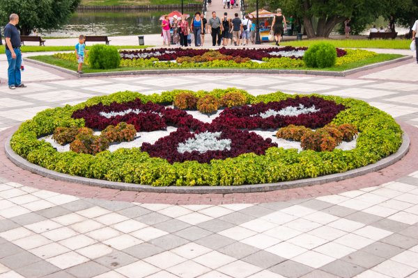 Парк Царицыно в Москве клумбы