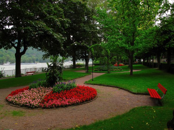 Парки и скверы