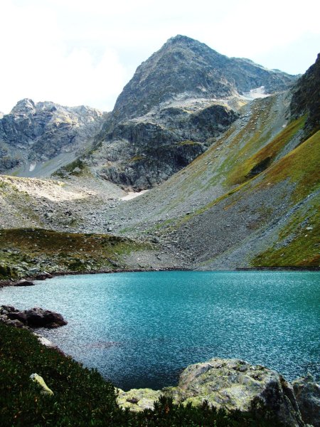 Семицветное озеро Архыз