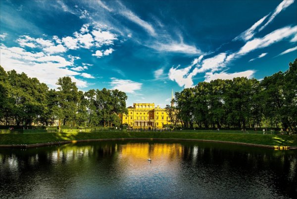 Парк Санкт-Петербург