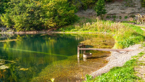 Радоновые источники и озёра в деревне Лопухинка