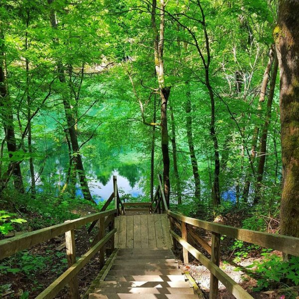 Лопухинка Радоновое озеро