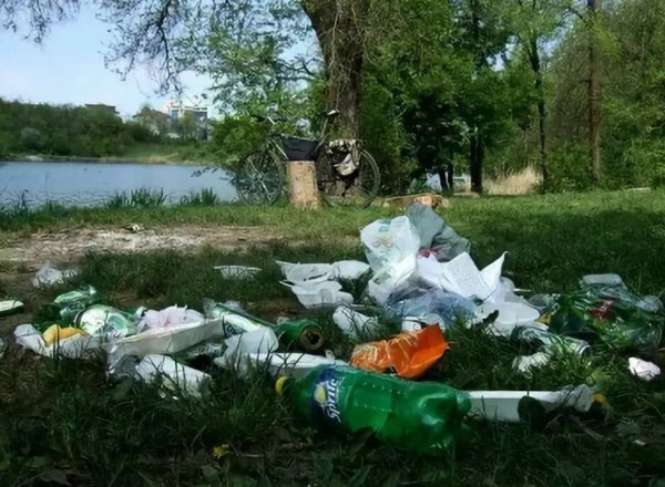 Мусор на природе