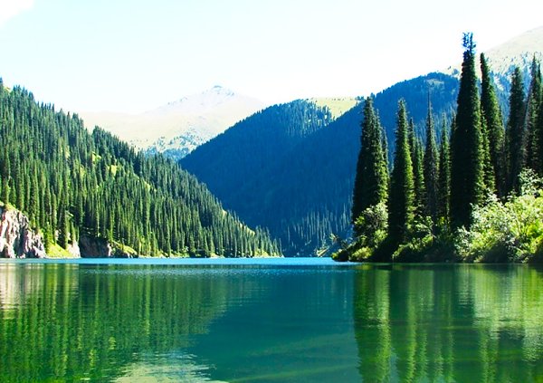 Озеро Кольсай нижнее