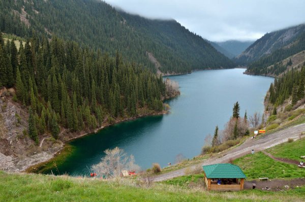 Озеро Кольсай нижнее