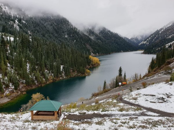 Озеро Кольсай Алматы зимой