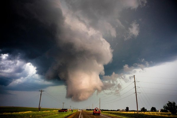 Смерч Даулатпур-Сатурия