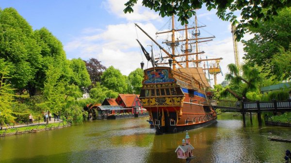 Парк Тиволи Дания