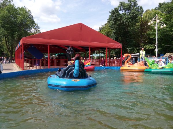 Парк имени Челюскинцев Минск