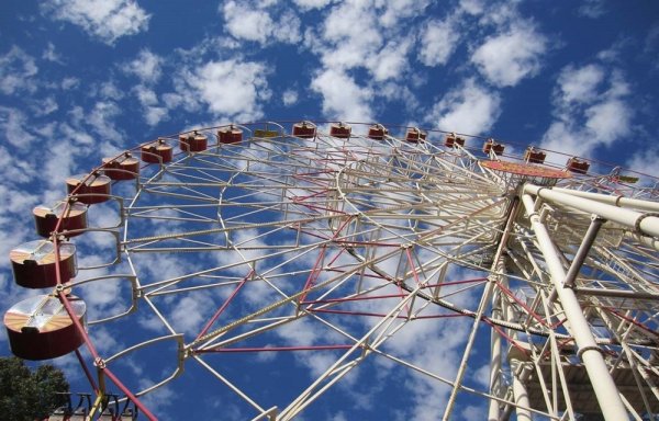 Колесо обозрения в Красноярске роев ручей