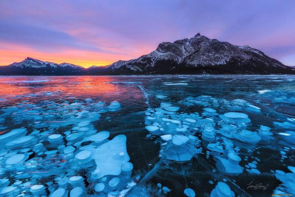Озеро Эйбрахам, Альберта, Канада