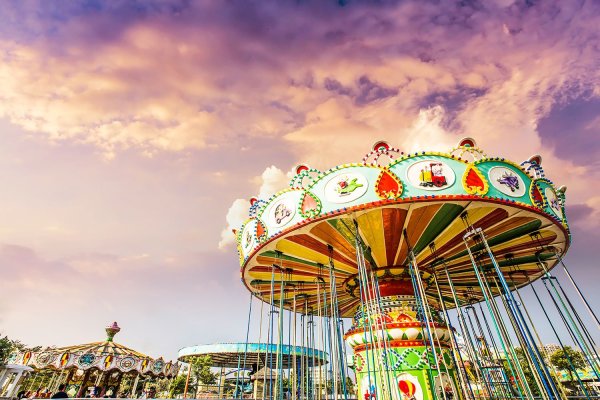 Карусель Amusement Park