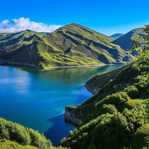 Кезеной ам в горах Чечни