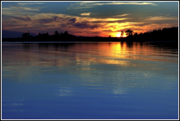 Озеро Ве́нерн в Швеции