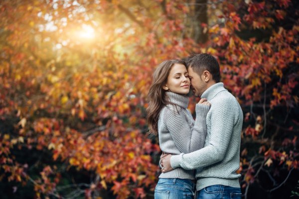 Счастливая пара осень