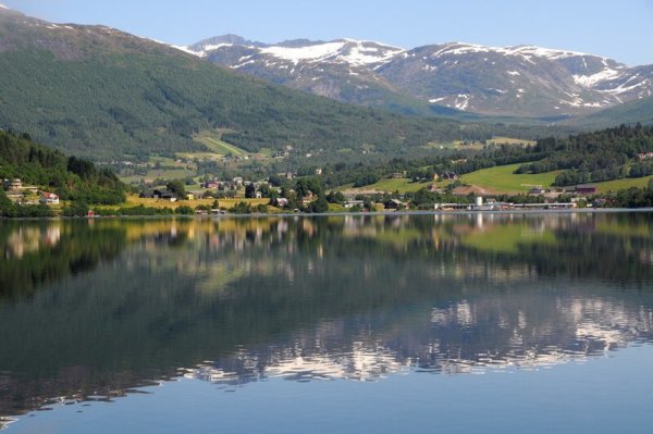 Хорниндальсватнет озеро