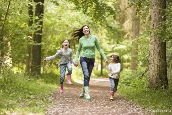 Прогулки на свежем воздухе