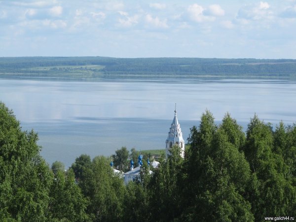 Галичское озеро в Костроме