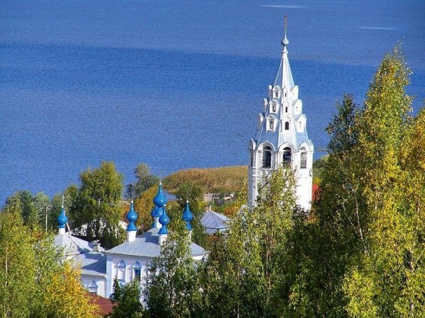 Галичское озеро в Костроме