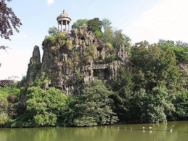 БЮТ-Шомон в Париже