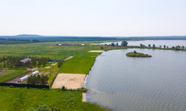 Коттеджный поселок озеро Белолебяжье