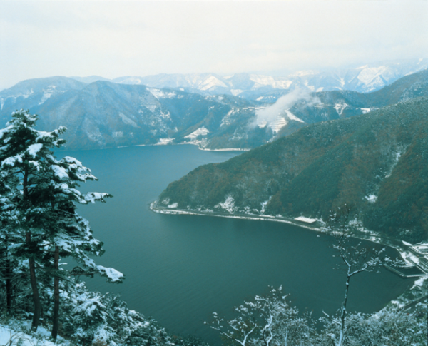 Самое большое озеро Японии — бива.