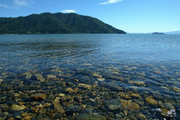 Самое большое озеро Японии — бива.