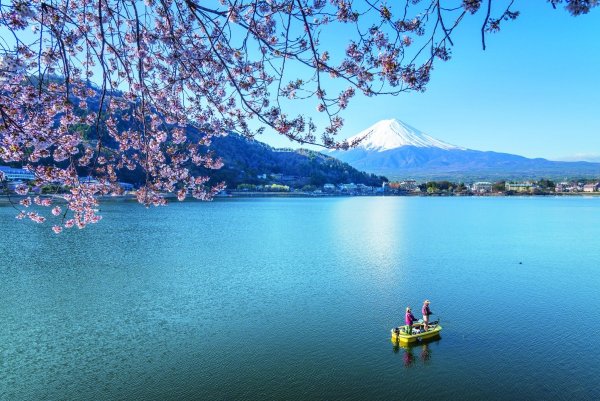 Озеро Кавагути Япония