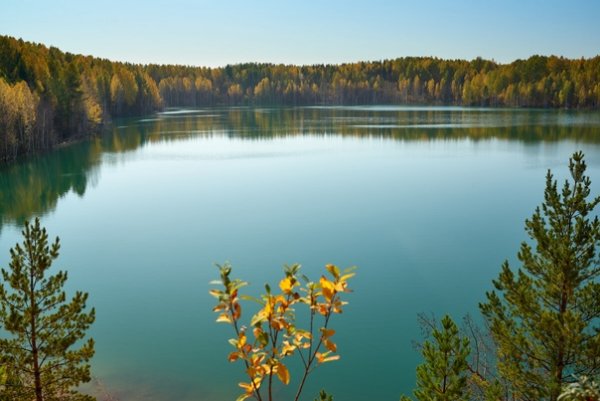 Апрелька озеро в Кемеровской области